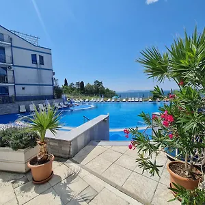 https://blue-bay-palace-apart-complex.sunnybeach-hotels.org